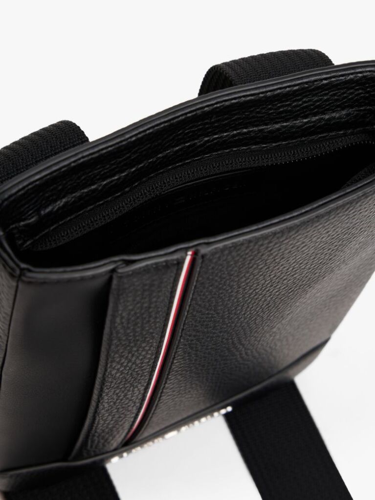 Black Metal Logo Pebble Grain Crossbody Bag  Men